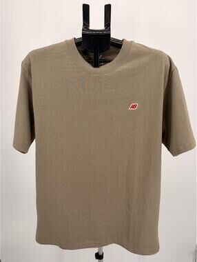 New Balance Minimalist Logo Tee Casual Streetwear T-Shirt Large